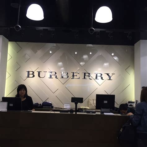 burberry outlets in california|Burberry outlet leesburg.